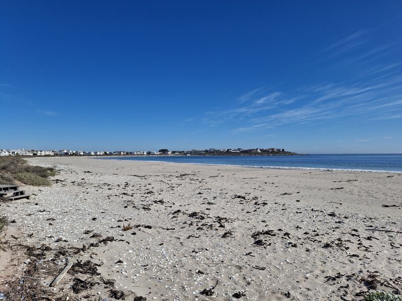 To Let 3 Bedroom Property for Rent in Golden Mile Western Cape